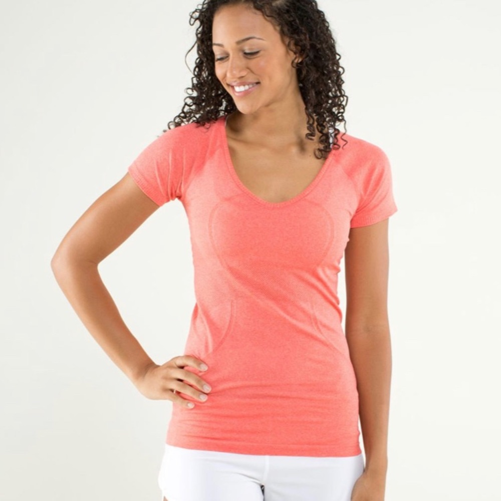 Lululemon SS Swiftly V-Neck Sz 4 Red/Orange